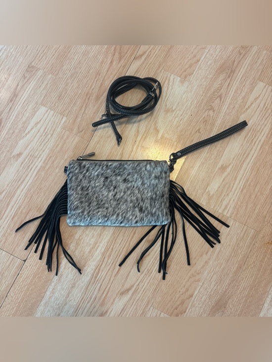 Montana West Handbags - Montana West Women’s cowhide Crossbody Bag with Black Fringe